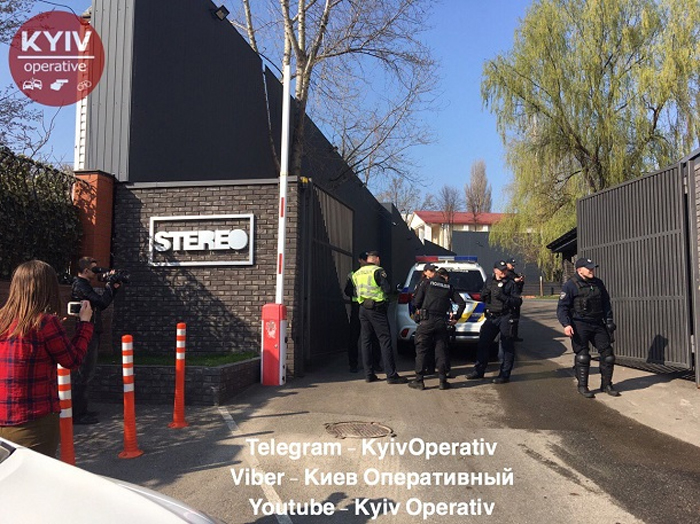 В Киеве устроили массовое побоище из-за концертов российских артистов: появились фото и видео