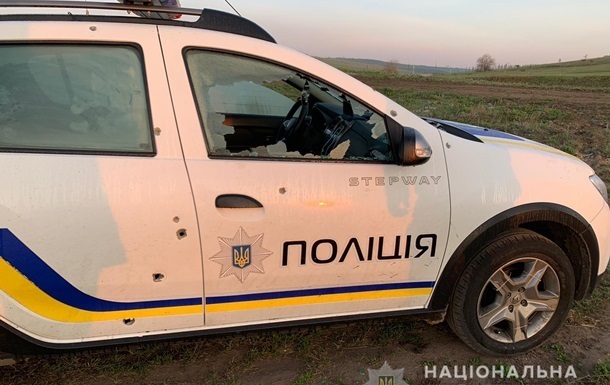 В Кировоградской области обстреляли авто полиции