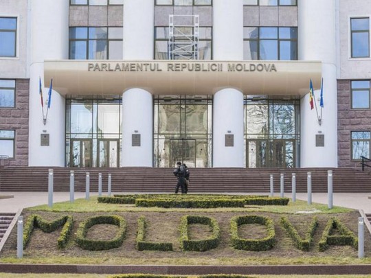 В Молдове сформировано временное правительство, объявившее страну захваченной