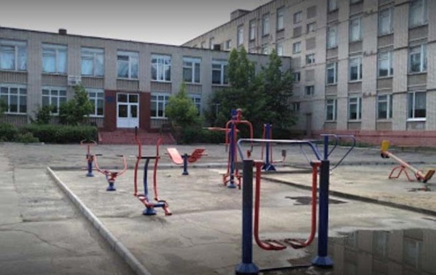 В Николаевской области в школе распылили газ: 20 пострадавших