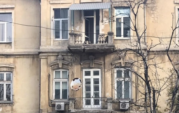 В Одессе обрушился балкон вместе с хозяином