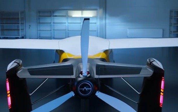 В Словакии начнутся продажи летающих автомобилей