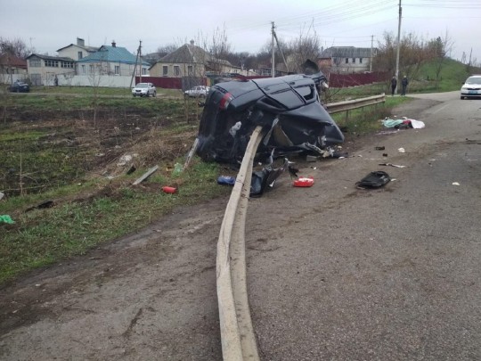 В страшном ДТП под Харьковом погиб полицейский (фото)