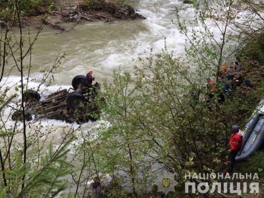 В связи с гибелью белорусских туристов в Карпатах задержан глава местной федерации рафтинга