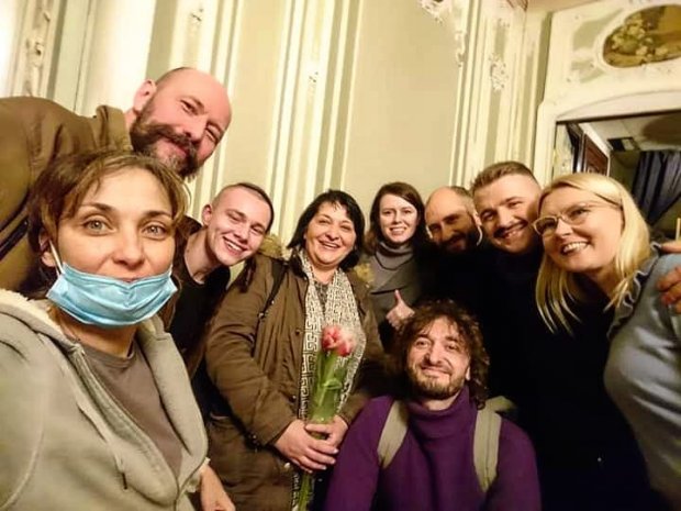 Важкохворою, боролась за Україну: спогади близьких про померлу відому волонтерку Черкашину