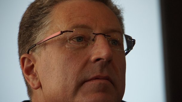 Волкер: Україна повинна зіграти роль лідера у нормандському процесі