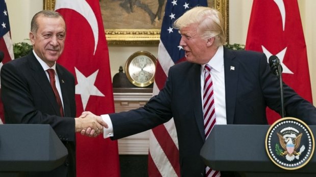 Як досконалий політичний хижак Реджеп Ердоган покусав і Трампа, і Путіна