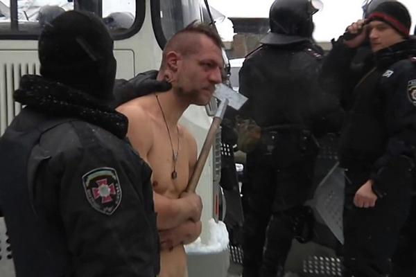 Який вигляд мав Майдан по іншу сторону барикад: особиста історія бійця спецпризначення Ягуару