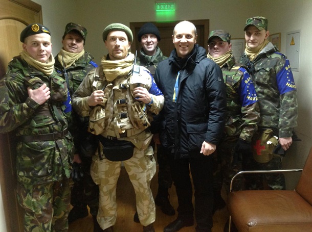 Ястребы антитеррора. Кто подавляет протесты на юго-востоке УкраиныСюжет