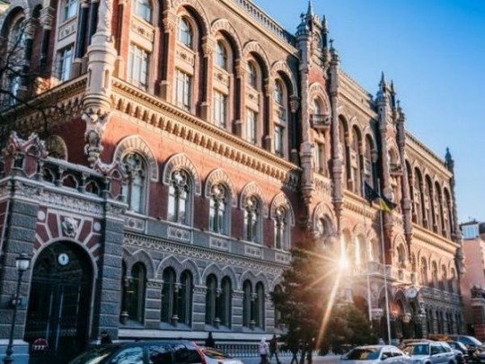 Замок Паланок и Конь: Нацбанк вводит в обращение новые монеты (фото)