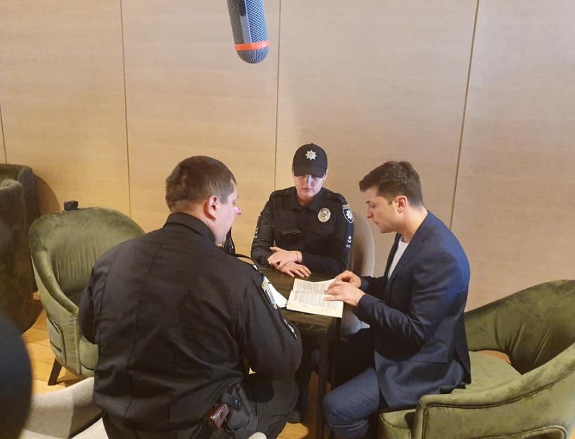 Зеленского наказали за демонстрацию своего бюллетеня