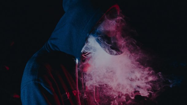 Від куріння вейпа померло 29 людей: у Вашингтоні діє заборона на електронні сигарети Від куріння вейпа померло 29 людей: у Вашингтоні діє заборона на електронні сигарети