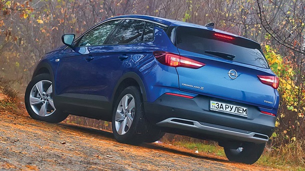 Тест-драйв Opel Grandland XСюжет