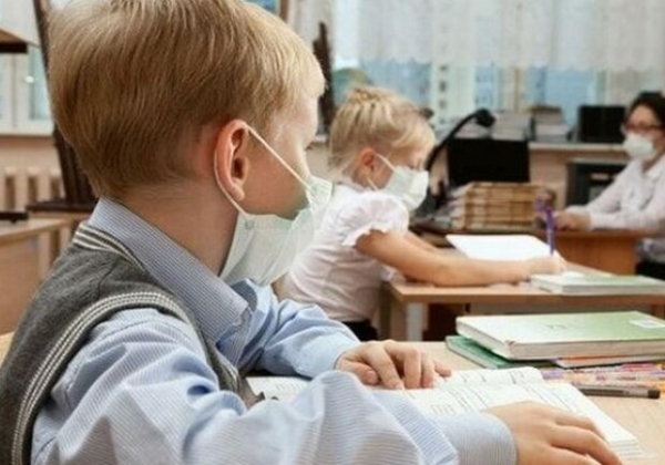 Все за парты: одесские ученики возвращаются в школы
