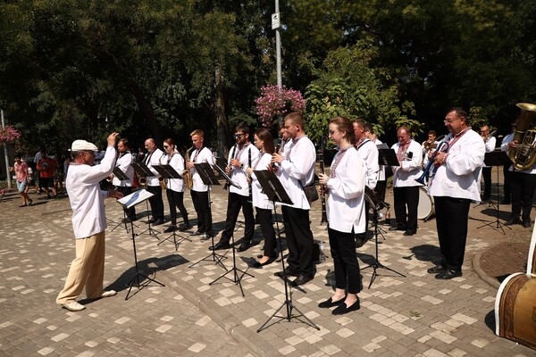 В одесском парке появилась аллея Тараса Шевченко: что она собой представляет 