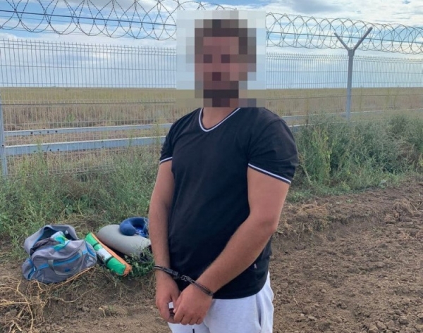 Одессит пытался тайком пробраться в Крым, но был задержан российскими пограничниками 