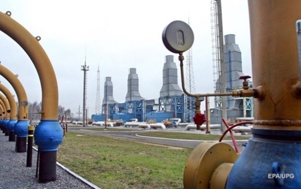 За неделю газ в Европе подешевел почти вдвое