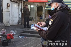 В Одессе ограбили пожилую женщину на костылях