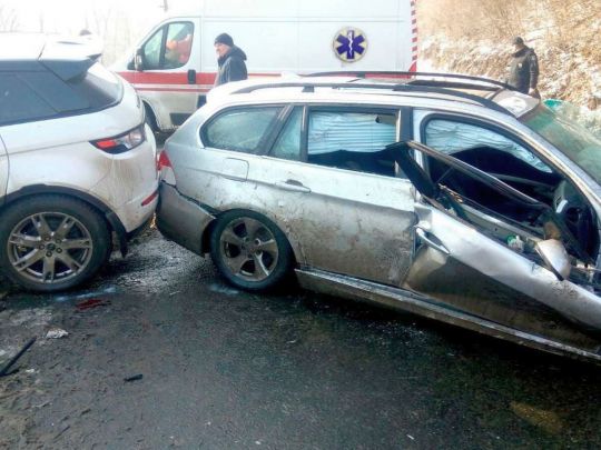 Четверо дітей травмовано у великій ДТП на Закарпатті: поліція розповіла подробиці
