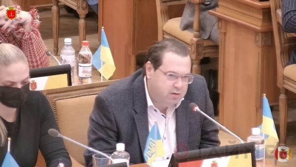 &laquo;Киев навязал повестку&raquo;: одесский шариец считает лишним созыв депутатов горсовета