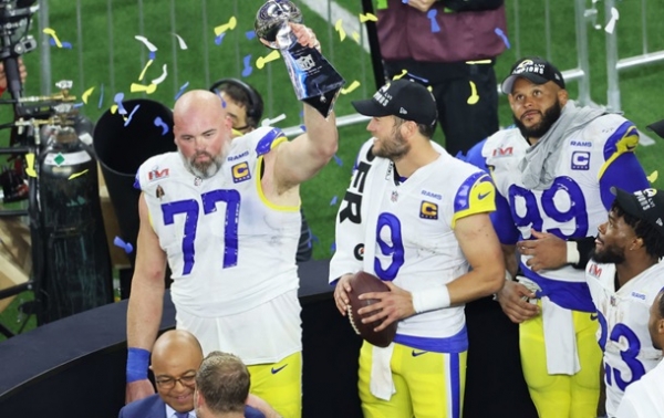 Super Bowl LVI: Лос-Анджелес Рэмс - победитель НФЛ сезона-2021
