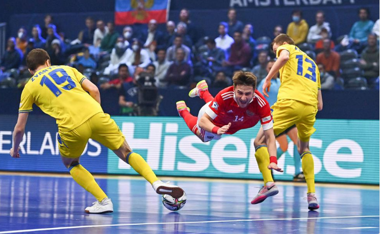 Україна програла Росії у півфіналі і битиметься за «бронзу» футзального Євро-2022: відеоогляд матчу