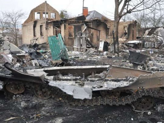 Буча у вогні: окупанти дозволили прибрати з вулиць загиблих, питання з «зеленим коридором» не вирішене