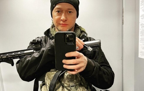 Лидер «Бумбокса» Андрей Хлывнюк получил осколочное ранение