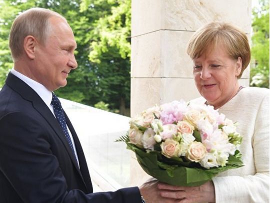 &laquo;Російське вторгнення в&nbsp;Україну &bdquo;обнулило&ldquo; ціле покоління німецьких політиків&raquo;,&nbsp;&mdash; іноземні ЗМІ