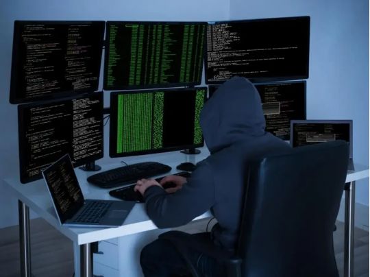 Успіхи України на кібер-фронті: росіяни в розпачі розбомбили телевежу