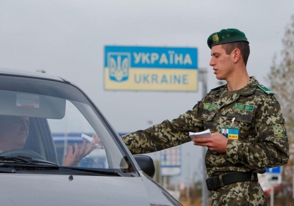 Мужчин, покинувших Украину без разрешения, будут вылавливать на обратном пути, — Данилов