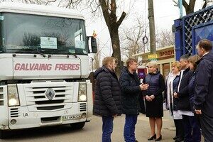 Больницы Одесской области получили гуманитарную помощь из Молдовы 