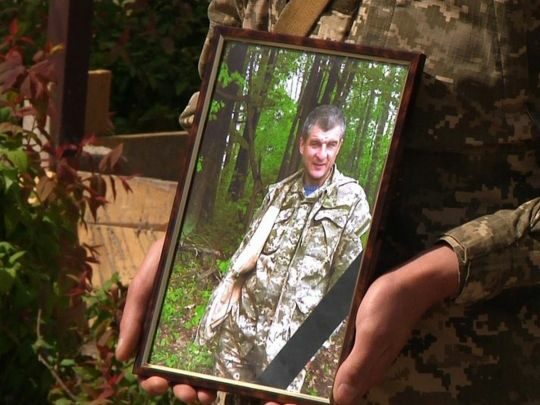 &laquo;Помстіться за&nbsp;мого сина&raquo;: у&nbsp;Житомирі поховали воїна, який повернувся з&nbsp;Франції боронити рідну Україну