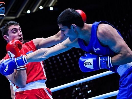 Український боксер відлупцював на&nbsp;чемпіонаті Європи росіянина, який виступав під чужим прапором (відео)