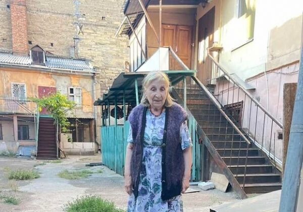 83-летняя одесситка передала ВСУ свою стиральную машинку, закрутки и молитвы
