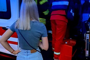 Помогали людям и уничтожали гранату: как прошли сутки у одесских спасателей