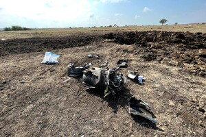 Последствия ракетного удара по удара по агропредприятию в Одесской области