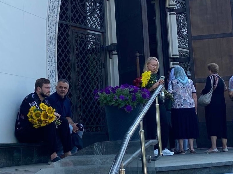 У Києві попрощалися з телеведучою Русланою Писанкою (фото)