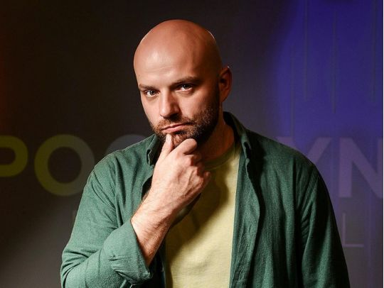 «Били за все, до ран і до крові»: Слава Дьомін шокував подробицями материнського виховання