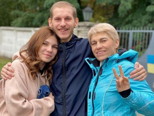 &laquo;Брат приснився мені й&nbsp;сказав, що&nbsp;у&nbsp;четвер зустрінемось. Так і&nbsp;сталось&raquo;: сестра пресофіцера &laquo;Азову&raquo; Дмитра Козацького розповіла про його звільнення з&nbsp;полону