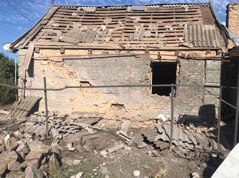 Ворог знову атакував Дніпропетровщину, випустивши понад 60 снарядів: є загиблі та поранені