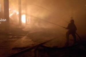 Много пожаров и помощь населению: как прошли сутки у одесских спасателей
