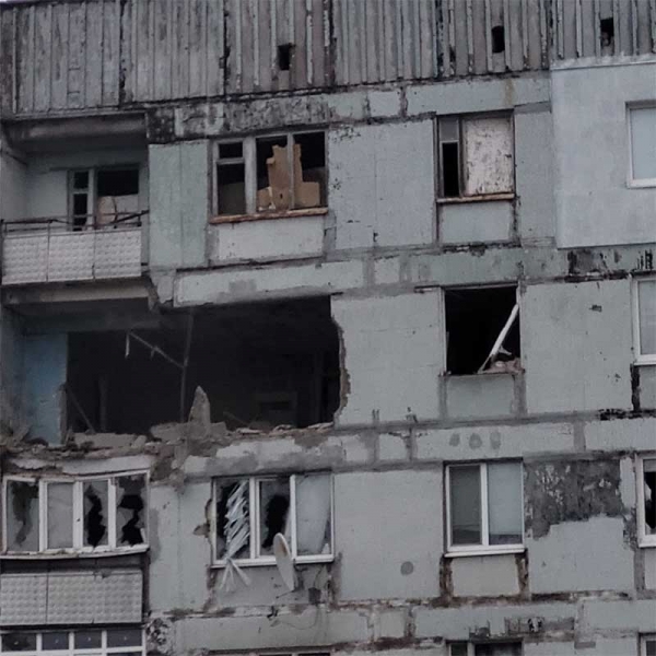 Намагаються залякати українців: окупанти вдарили артилерією по багатоповерхівкам під Запоріжжям