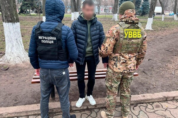 В Одесской области мужчина пытался сбыть наркотики среди военных и попался 