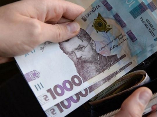 Кошти передбачено: стало відомо, за яких умов родичі переселенців теж отримають виплати