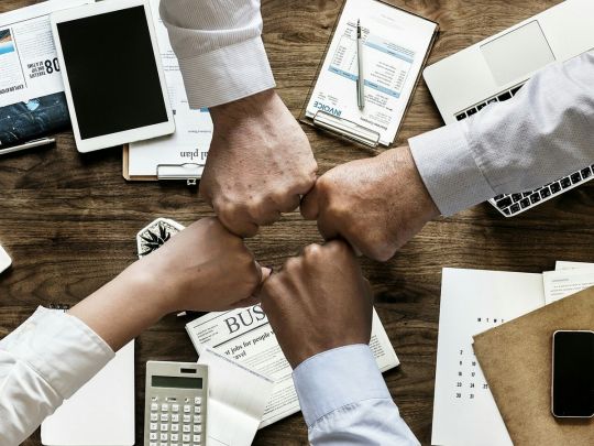 Amazon, Hilton та&nbsp;інші: найбільші світові компанії зобов'язалися працевлаштувати в&nbsp;Європі сотні тисяч українських біженців