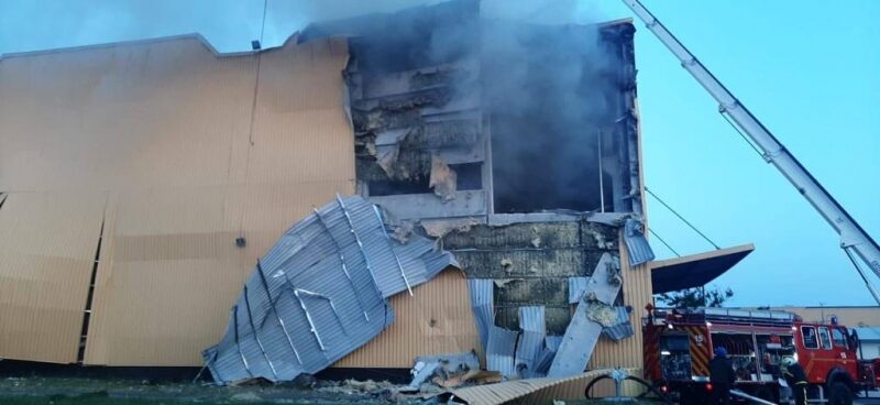Ризикуючи життям, двоє поліцейських запобігли масштабному вибуху в&nbsp;Києві (фото)