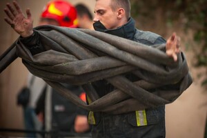 Подробности атаки по админзданию в Одессе: под завалами нашли погибшего мужчину (обновлено)