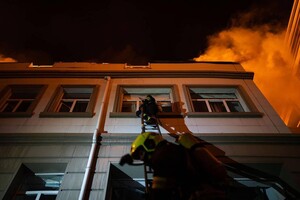 Подробности атаки по админзданию в Одессе: под завалами нашли погибшего мужчину (обновлено)