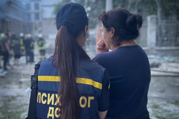 Подробности атаки по админзданию в Одессе: под завалами нашли погибшего мужчину (обновлено)
